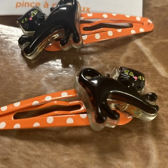 Cat Hair Clip - Picture 4 of 4